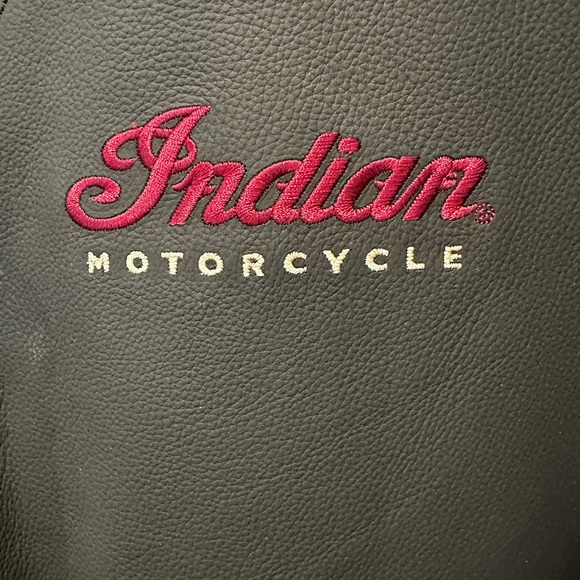 INDIAN MOTORCYCLE BRAND MEN’S GENUINE LEATHER VEST.  SIZE XL.  NWT’S. - Picture 3 of 8
